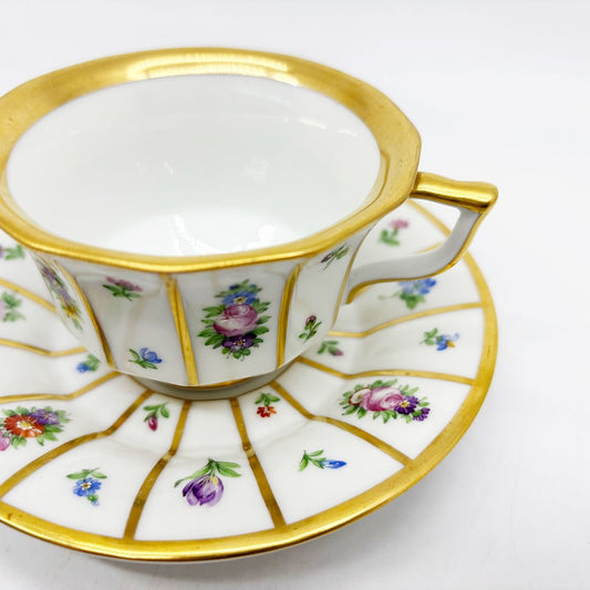 ロイヤルコペンハーゲン ROYAL COPENHAGEN ヘンリエッテ Henriette カップ＆ソーサー C&S 花柄 24K 金彩 デンマーク 北欧食器 希少 ●