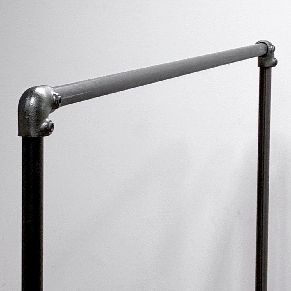 インダストリアルデザイン Industrial Design ハンガーラック 水道管パイプ ガス管 オーダー品 キャスター付き 店舗什器 ●