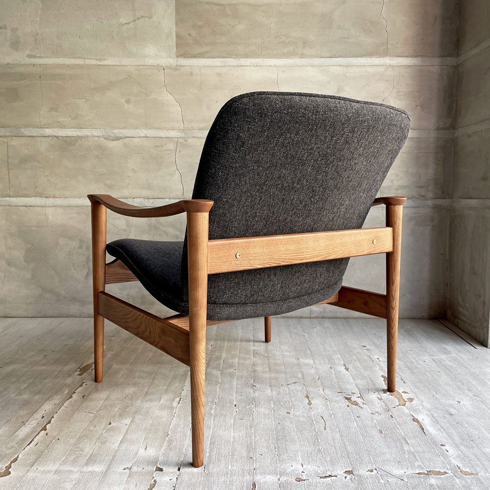 クラッシュゲート CRASH GATE ノル NOR マルコ MARCO ラウンジチェア 関家具 北欧 モダン 展示未使用品 定価￥77,000-♪