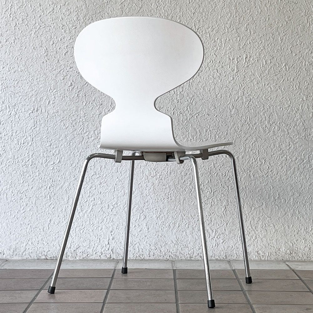 フリッツハンセン Fritz Hansen アントチェア 4本脚 ラッカー仕上げ ホワイト アルネ・ヤコブセン 北欧家具 ◇