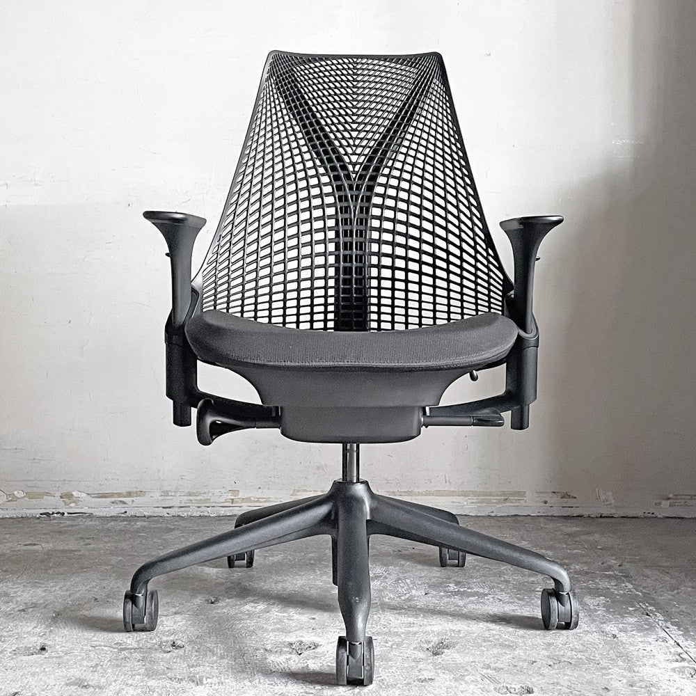 ハーマンミラー HermanMiller セイルチェア SAYL Chair ブラック サスペンションミドルバック アジャスタブルアーム イヴ・ベアール ■