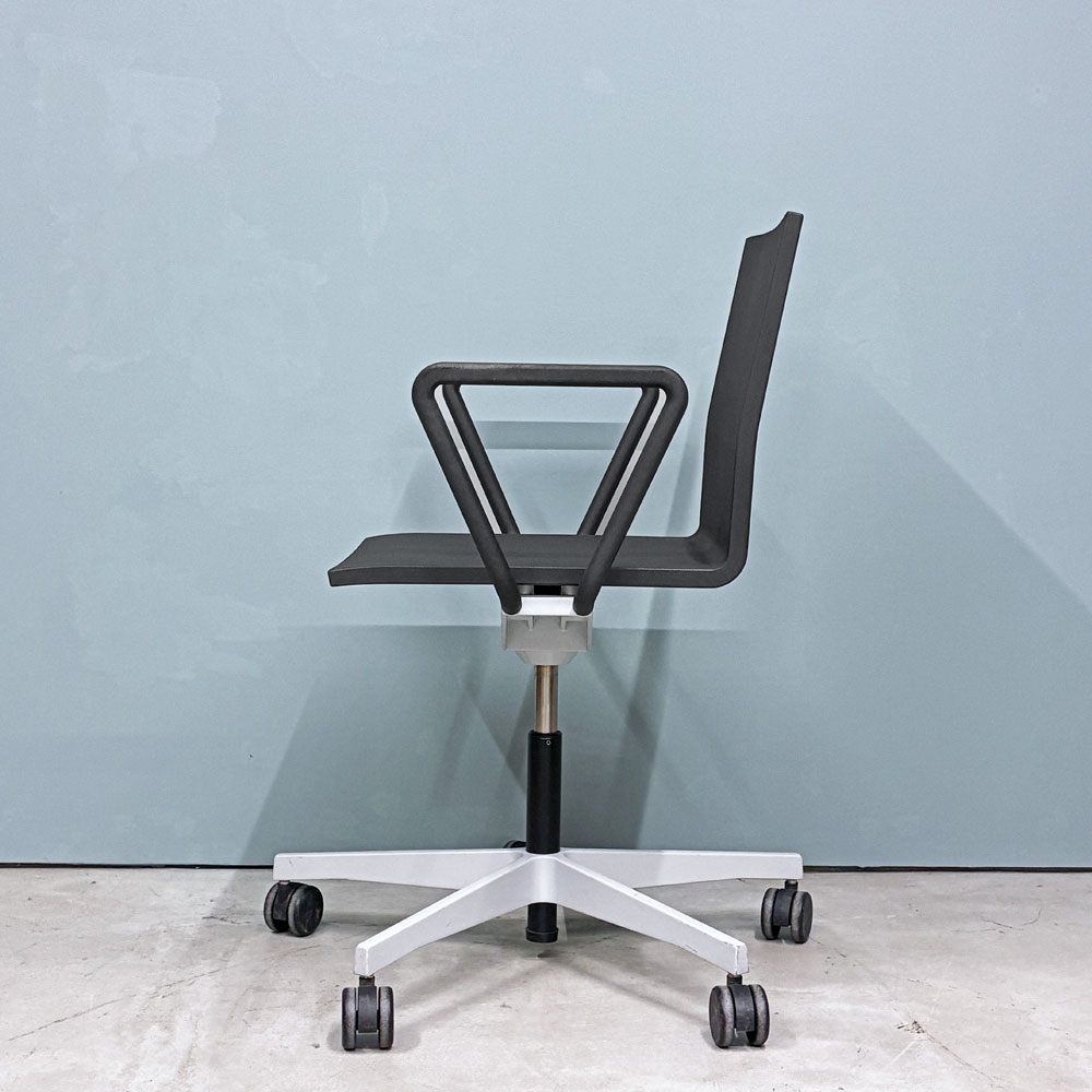 ヴィトラ vitra ゼロフォー .04 スタジオチェア アームレスト付 マールテン・ヴァン・セーヴェレン Maarten Van Severen 定価￥202,400- A ◎