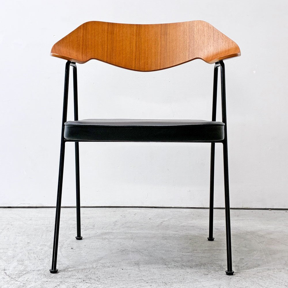 ケースファニチャー Case Furniture 675チェア ウォールナットフレーム×レザーシート 本革 ロビンデイ Robin Day アクタス取扱 ●