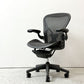 ハーマンミラー Herman Miller アーロンチェア クラシック Bサイズ ポスチャーフィット フル装備 グラファイトベース デスクチェア オフィスチェア ●
