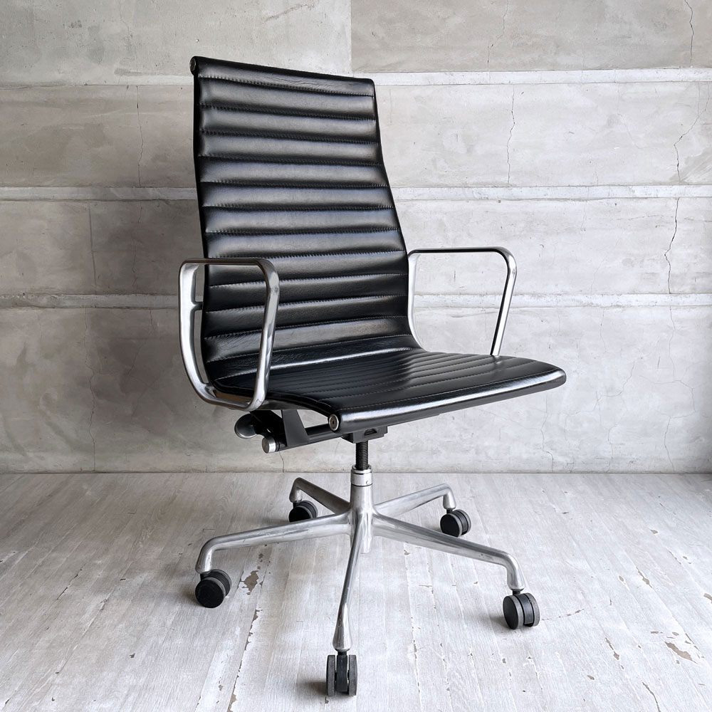 ハーマンミラー Herman Miller アルミナムグループ エグゼクティブチェア ハイバック レザーシート 本革 ブラック 5本脚 C&Rイームズ ミッドセンチュリー ♪
