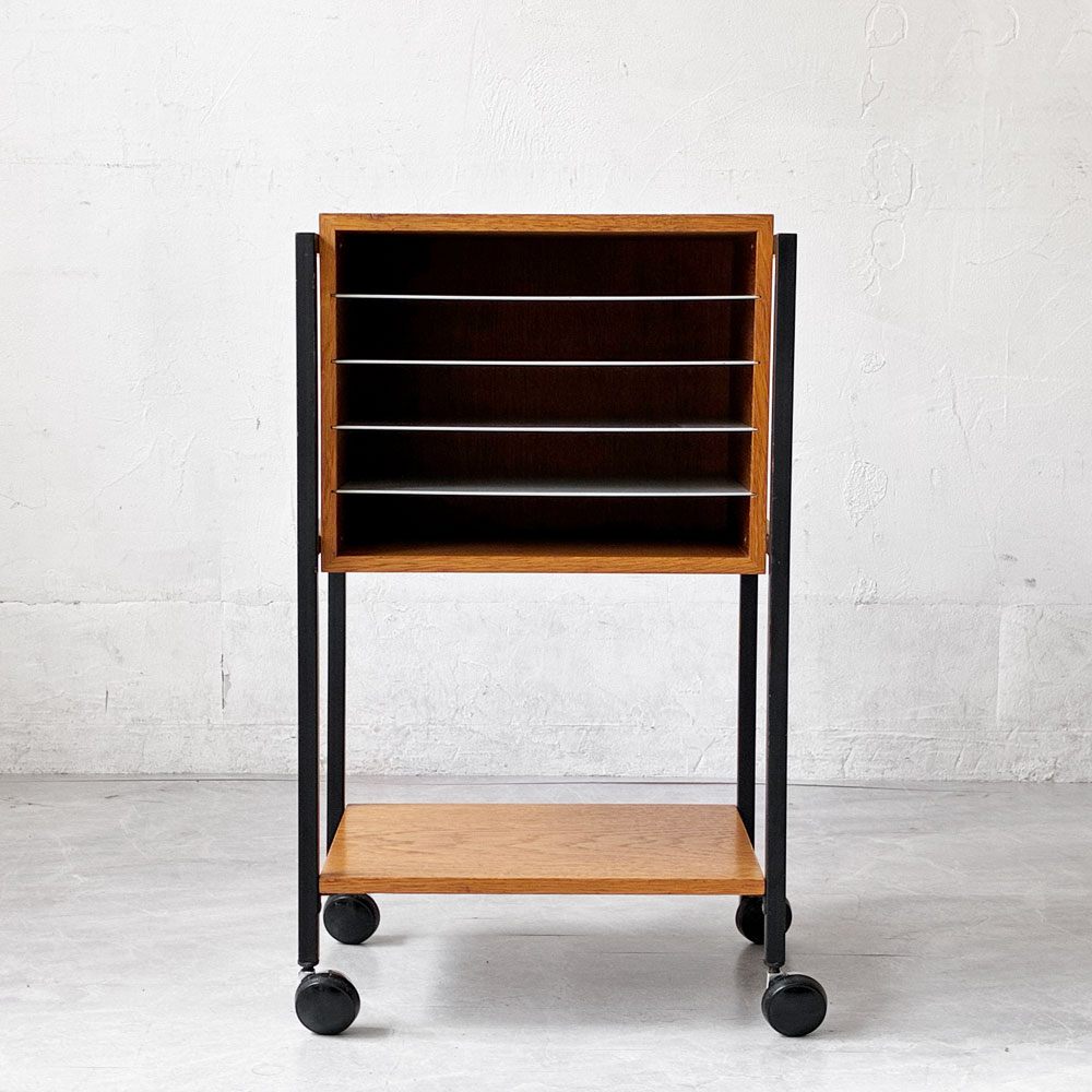 北欧ビンテージ Scandinavian Vintage ファイリングキャビネット サイドテーブル ナイトテーブル オーク材 H64㎝ 花台 キャスター 北欧ビンテージ ★