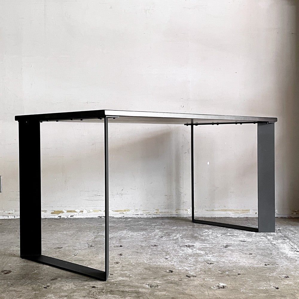 かなでもの KANADEMONO ザ・テーブル THE TABLE デスク 140cm ラバーウッド ブラックブラウン Black Steel スクエア脚 ■