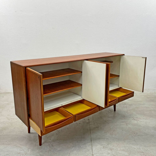 メーベルファブリケン リンデン Möbelfabriken Linden 北欧ビンテージ チーク材 サイドボード Teak Sideboard 60's VTG 〓