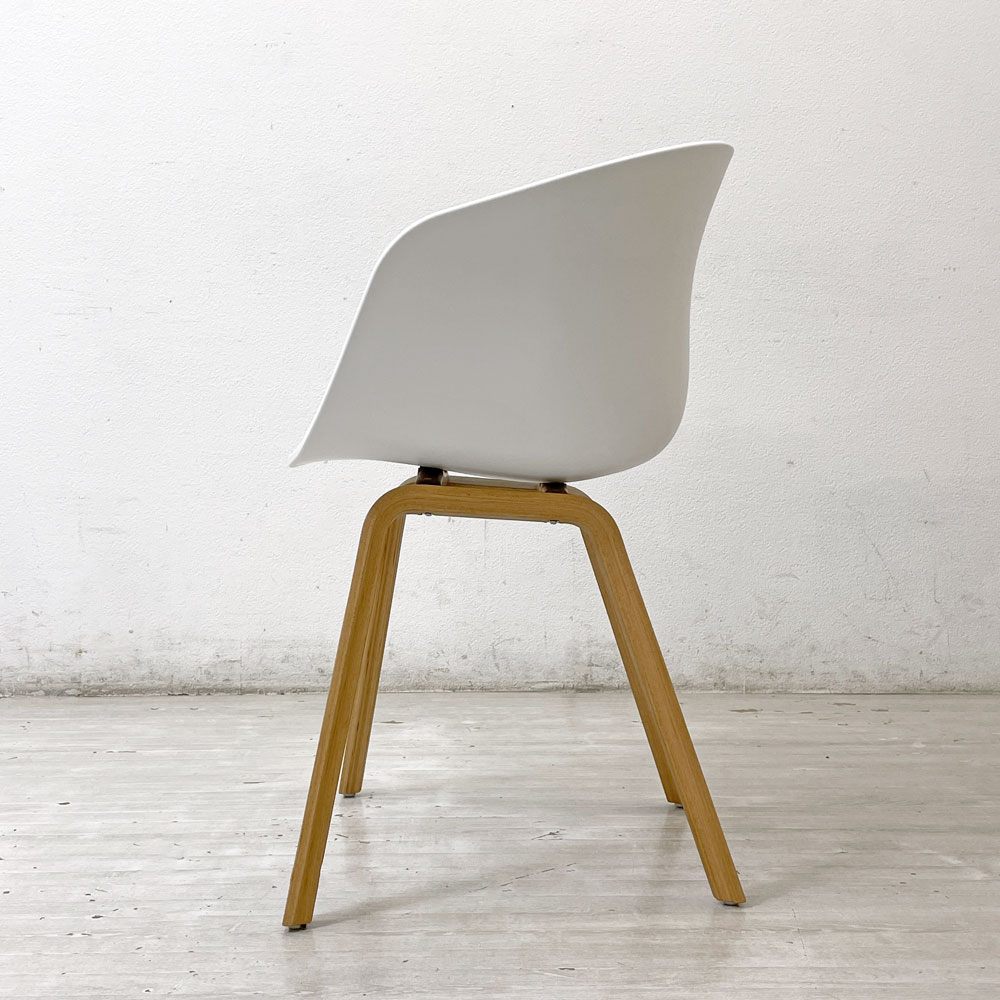 ヘイ HAY アバウト ア チェア ABOUT A CHAIR AAC22 アームチェア ダイニングチェア ホワイト 木製脚 ヒー・ウェリング 北欧モダン デンマーク ●