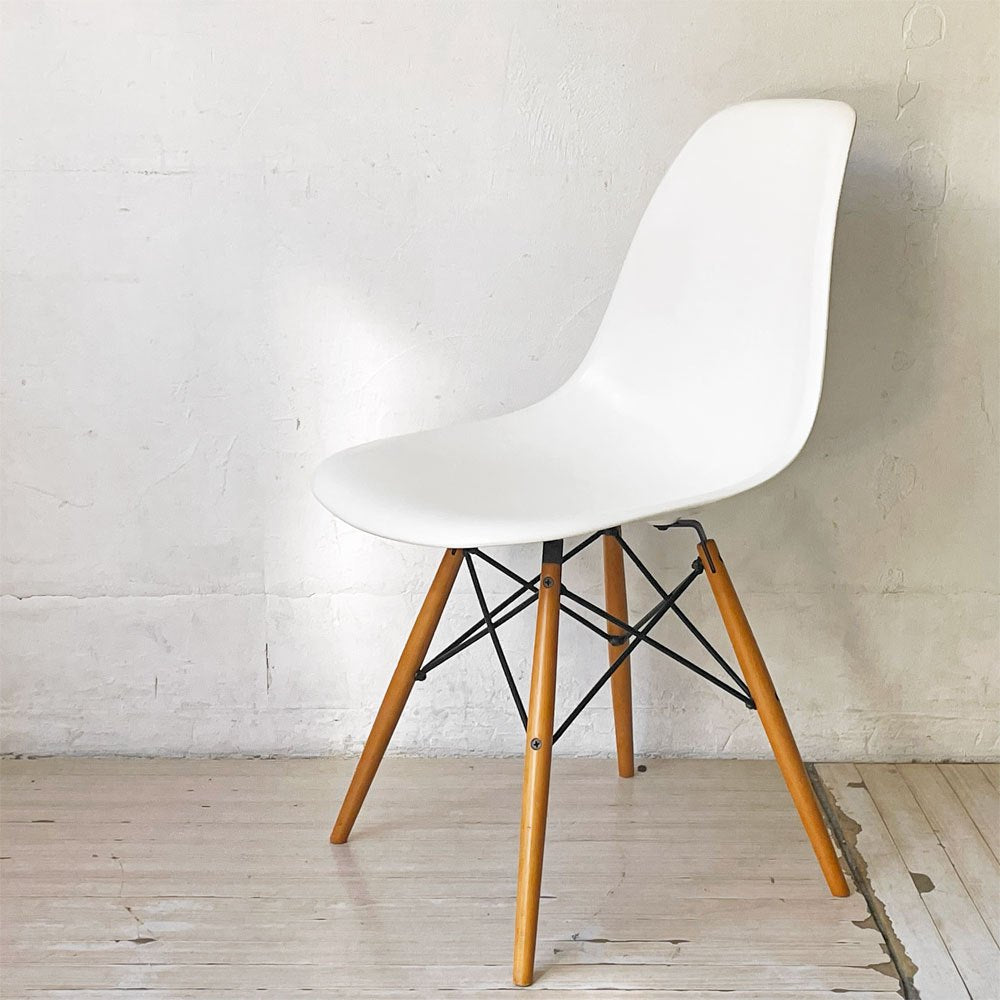 ハーマンミラー Herman Miller サイドシェルチェア ポリプロピレン ホワイト ドゥエルレッグ C&R イームズ ミッドセンチュリー A ★