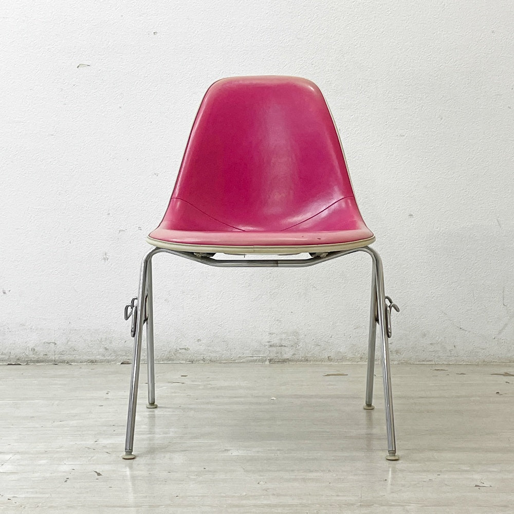 ハーマンミラー Herman Miller サイドシェルチェア サード 3rdビンテージ PVCレザー FRP製 スタッキングベース イームズ B ●
