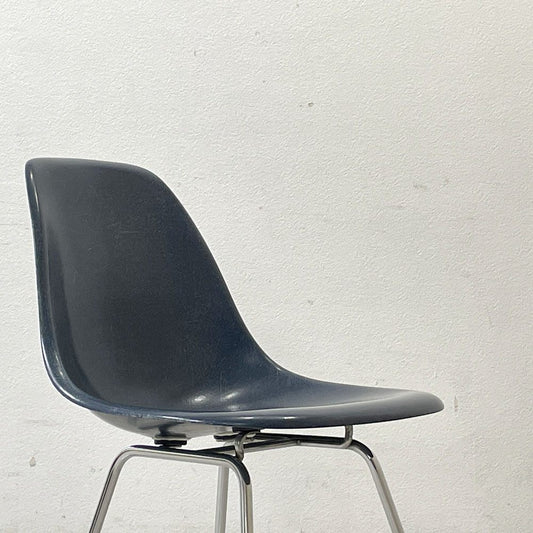 ハーマンミラー Herman Miller サイドシェルチェア 現行 FRP Hベース イームズ ミッドセンチュリー ●