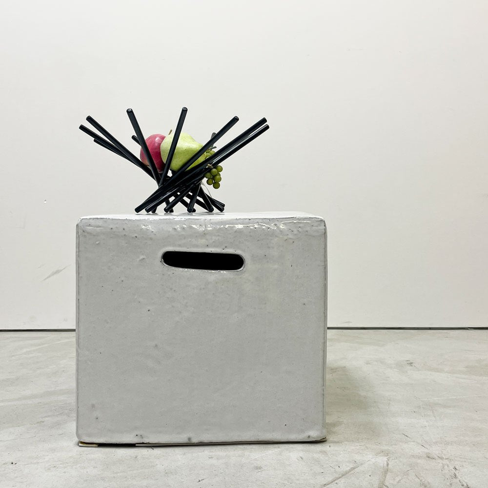 ジェルバゾーニ GERVASONI インアウト41 サイドテーブル Inout41 Side Table コーヒーテーブル スツール コンクリート パオラ・ナヴォーネ イタリア  ●