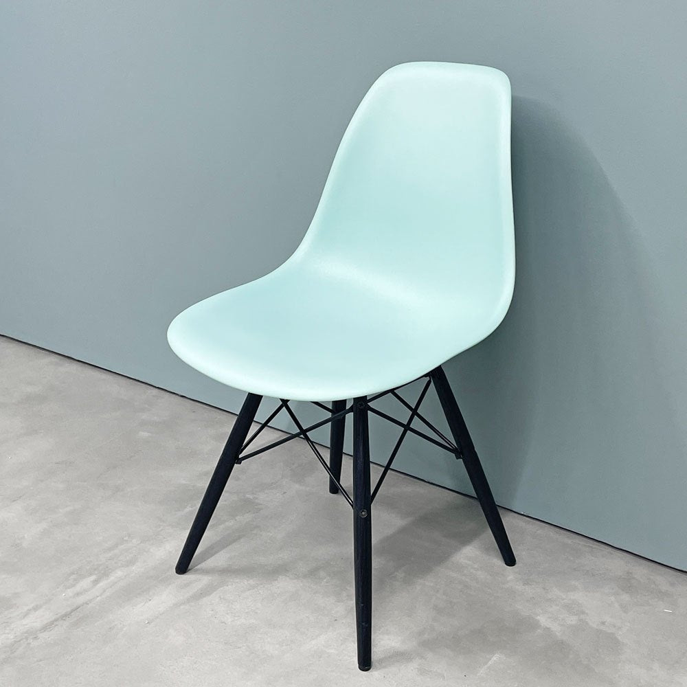 ハーマンミラー HermanMiller サイドシェルチェア ドゥエルレッグ DSW アクアスカイ × エボニー ポリプロピレン製 イームズ ミッドセンチュリー A ◎