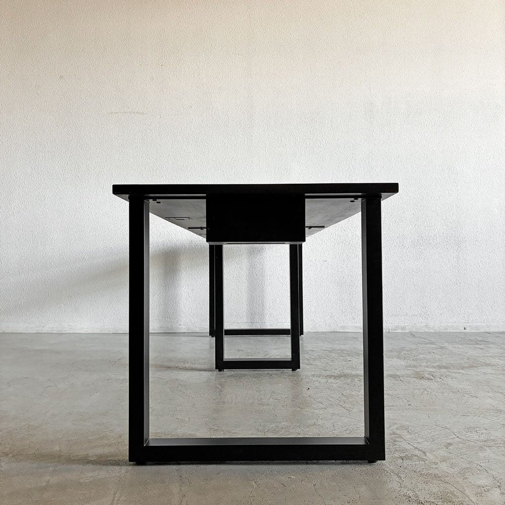 かなでもの KANADEMONO ザ・テーブル THE TABLE Black Steel デスク W240×D70cm ラバーウッド ブラックブラウン スクエアレッグ 配線孔＆ティッシュボックストレイ付 合計定価￥138,500- 〓