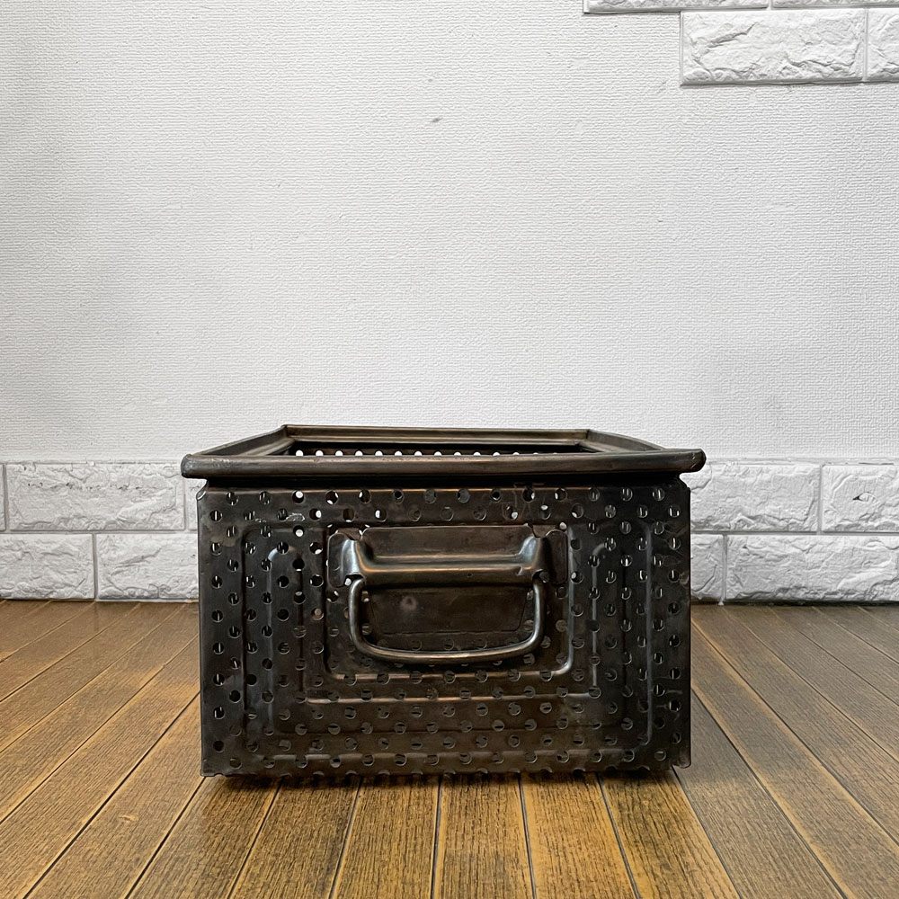 SCHAFER スタッキング ストレージボックス パンチングメタル インダストリアル ドイツビンテージ C ◎