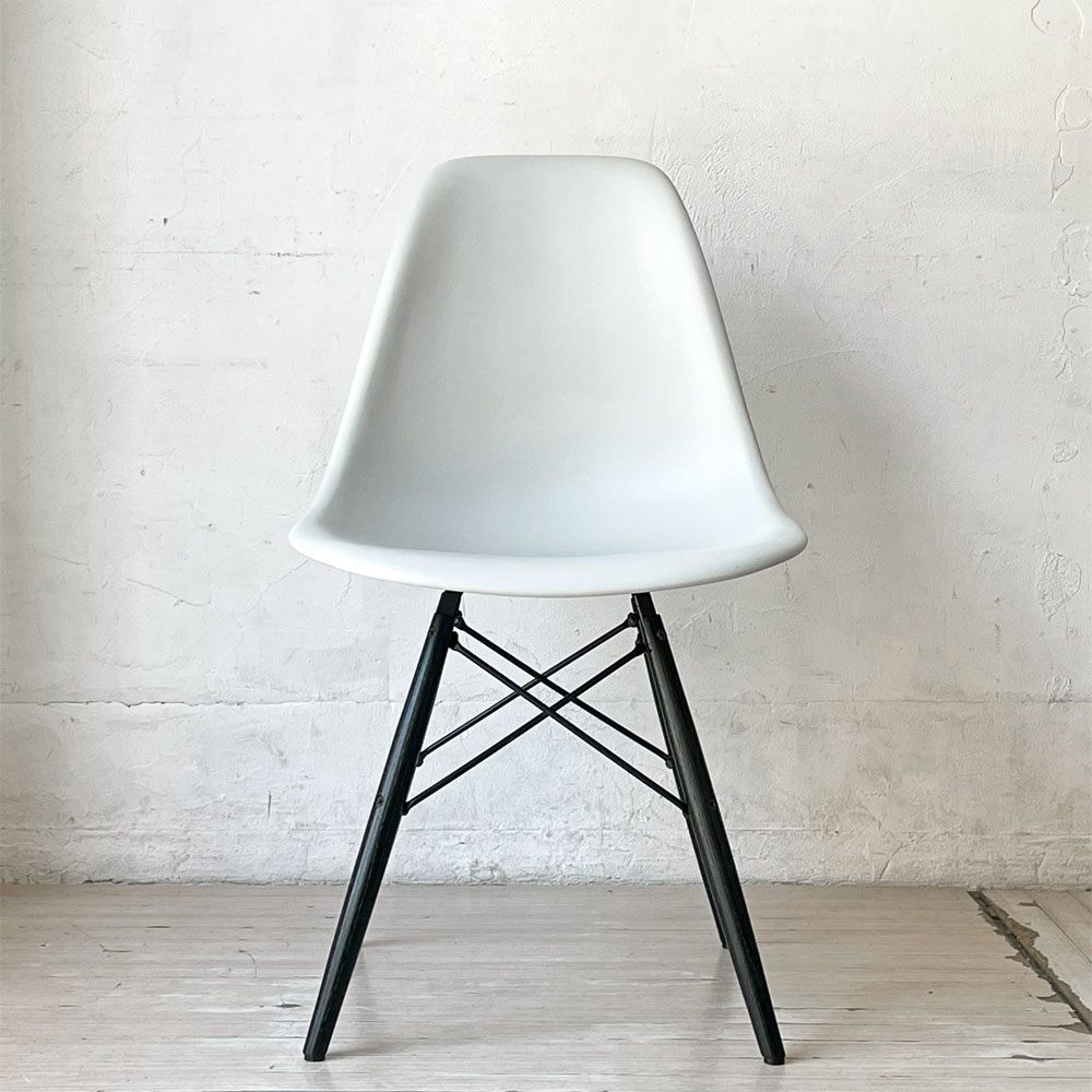 ハーマンミラー HermanMiller サイドシェルチェア ドゥエルレッグ DSW ホワイト × エボニー ポリプロピレン製 2017年製 イームズ ミッドセンチュリー ★