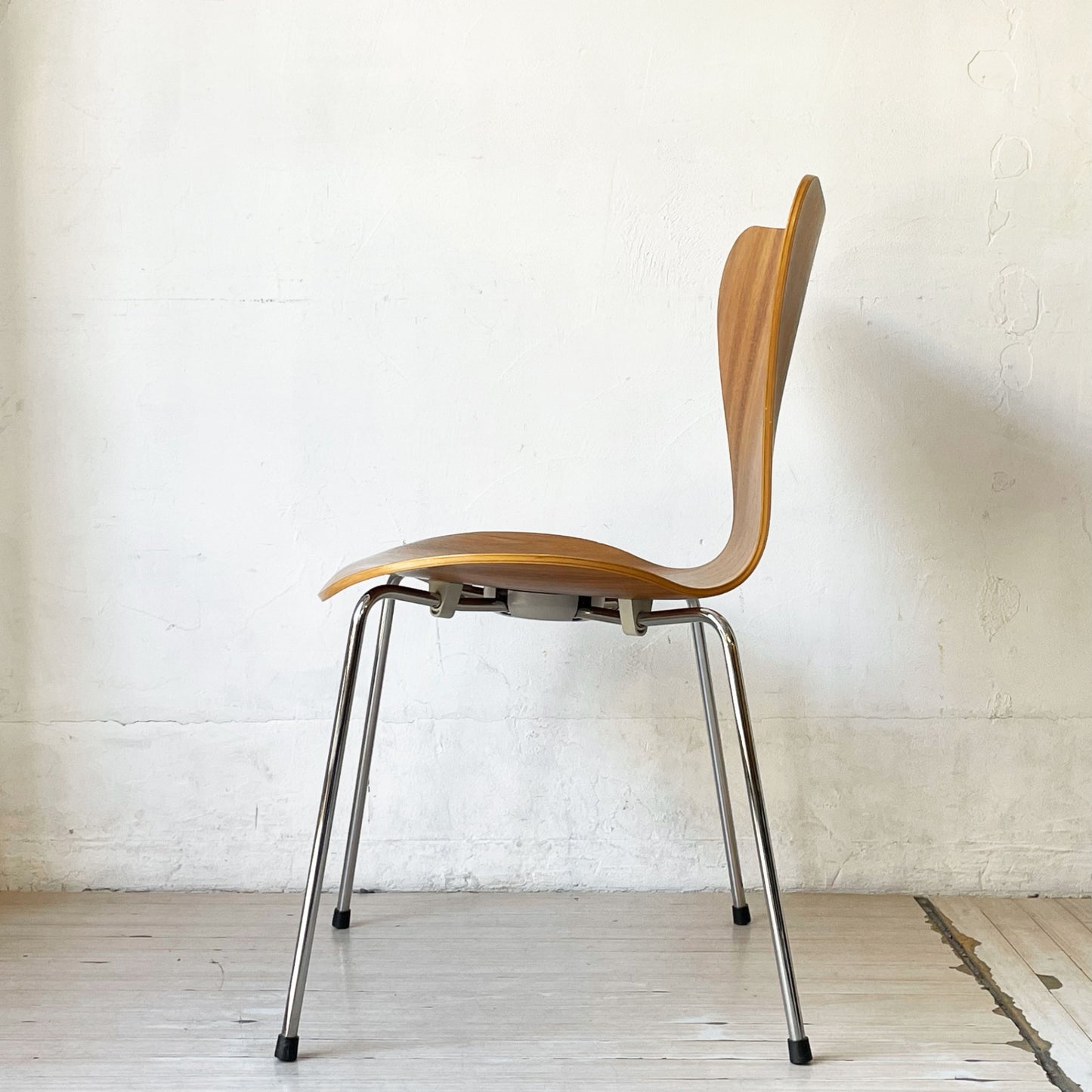 フリッツハンセン Fritz Hansen セブンチェア Seven Chair ダイニングチェア アルネヤコブセン Arne Jacobsen ウォールナット材 北欧家具 B ★