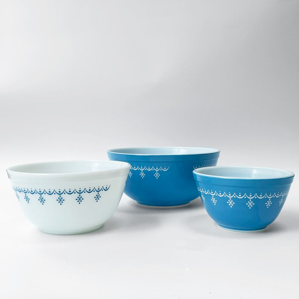 パイレックス Pyrex スノーフレーク ガーランド Snowflake ミキシングボウル 3点セット ブルー ミルクガラス ガラス オールドパイレックス USビンテージ ■
