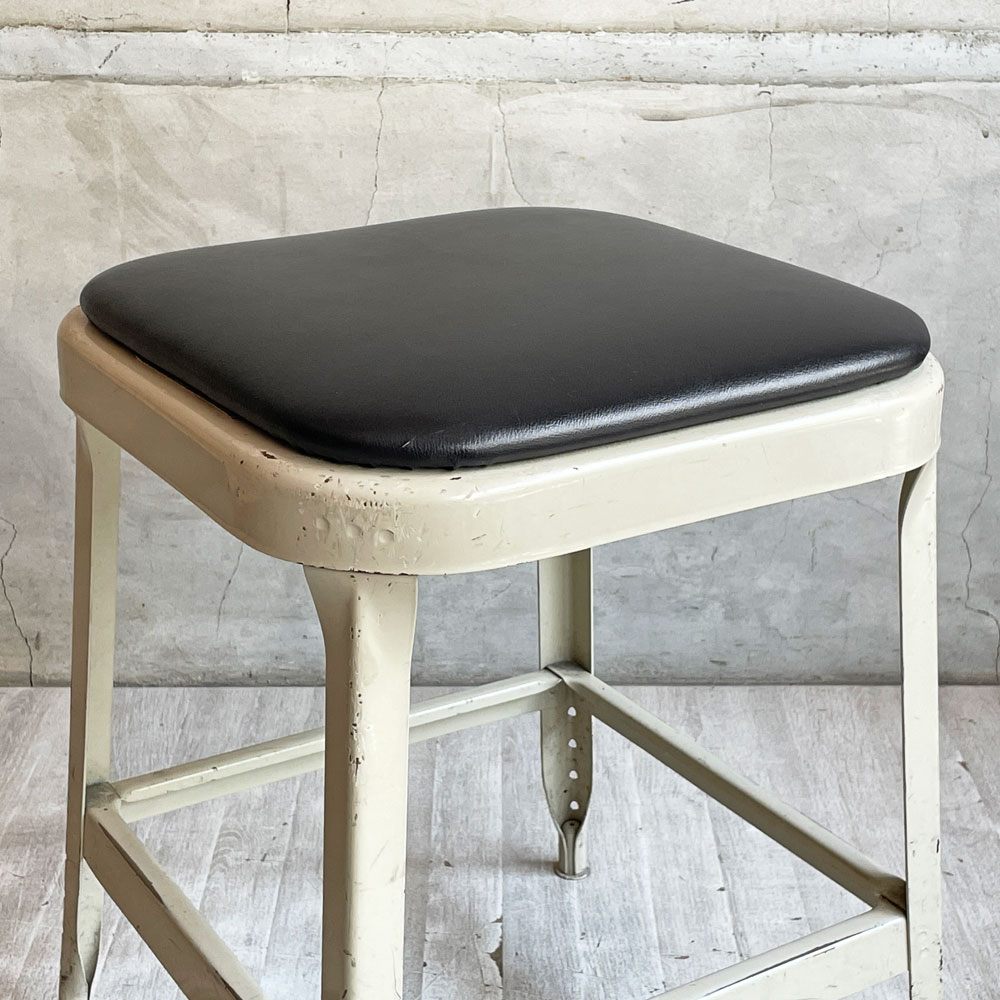 リオン LYON ファクトリースツール FACTORY STOOL スツール カウンターチェア Sサイズ インダストリアル P.F.S取扱い B ♪