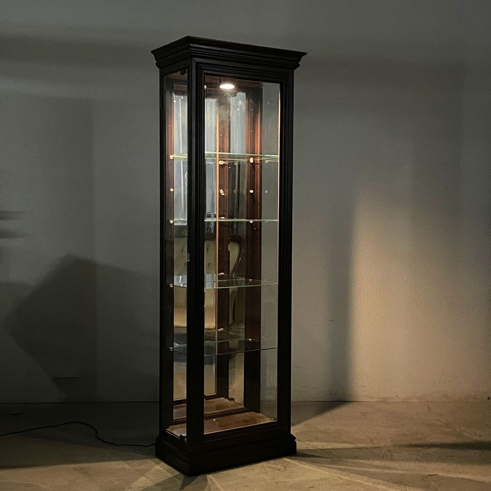 ガラス キュリオケース 飾り棚 ガラスキャビネット ディスプレイ 照明付き 棚板4枚 クラシカルデザイン H200 〓