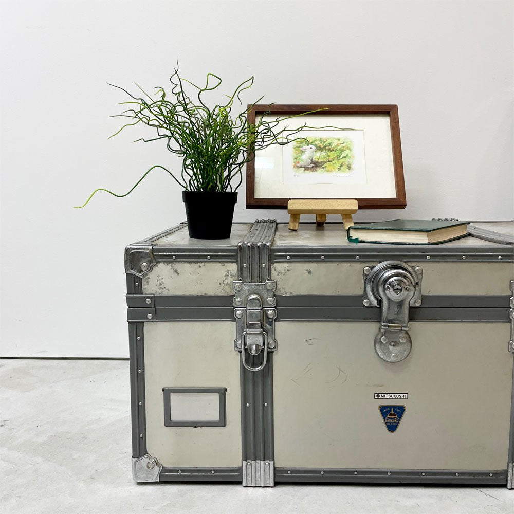 ビンテージ ジュラルミンケース アルミ製 トランク ローテーブル インダストリアルデザイン 工業系 店舗什器 B ●