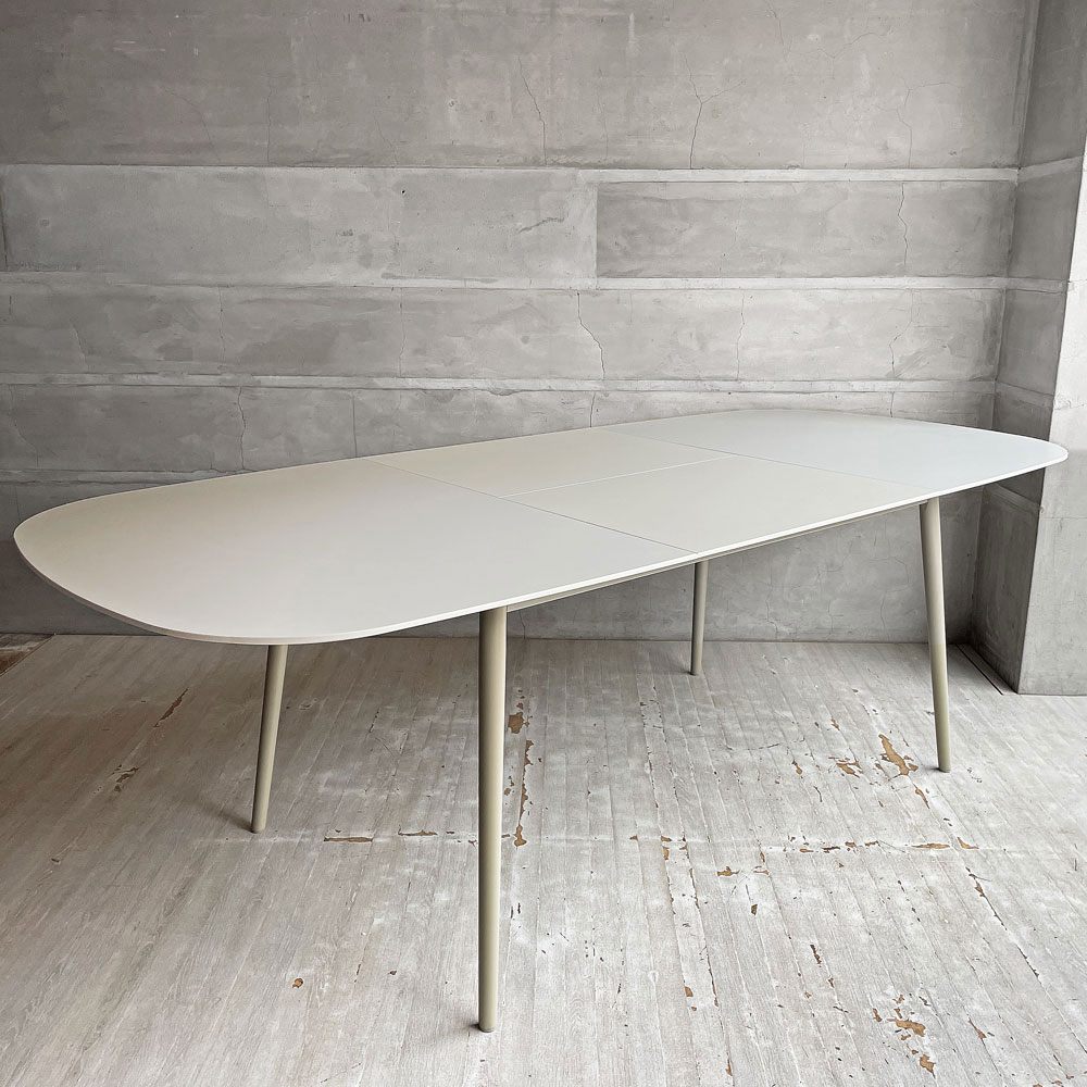 ボーコンセプト BoConcept キングストン Kingstone 伸張式ダイニングテーブル エクステンション マットホワイト ラッカー仕上げ 160-230cm 北欧 デンマーク 定価￥205,900- ♪