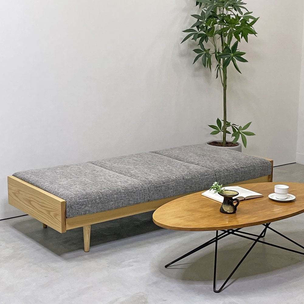 グラフ graf × 相合家具 SOGO adシリーズ デイベッドベンチ Day bed bench ホワイトアッシュ材 グレー系 ファブリック W171cm ●