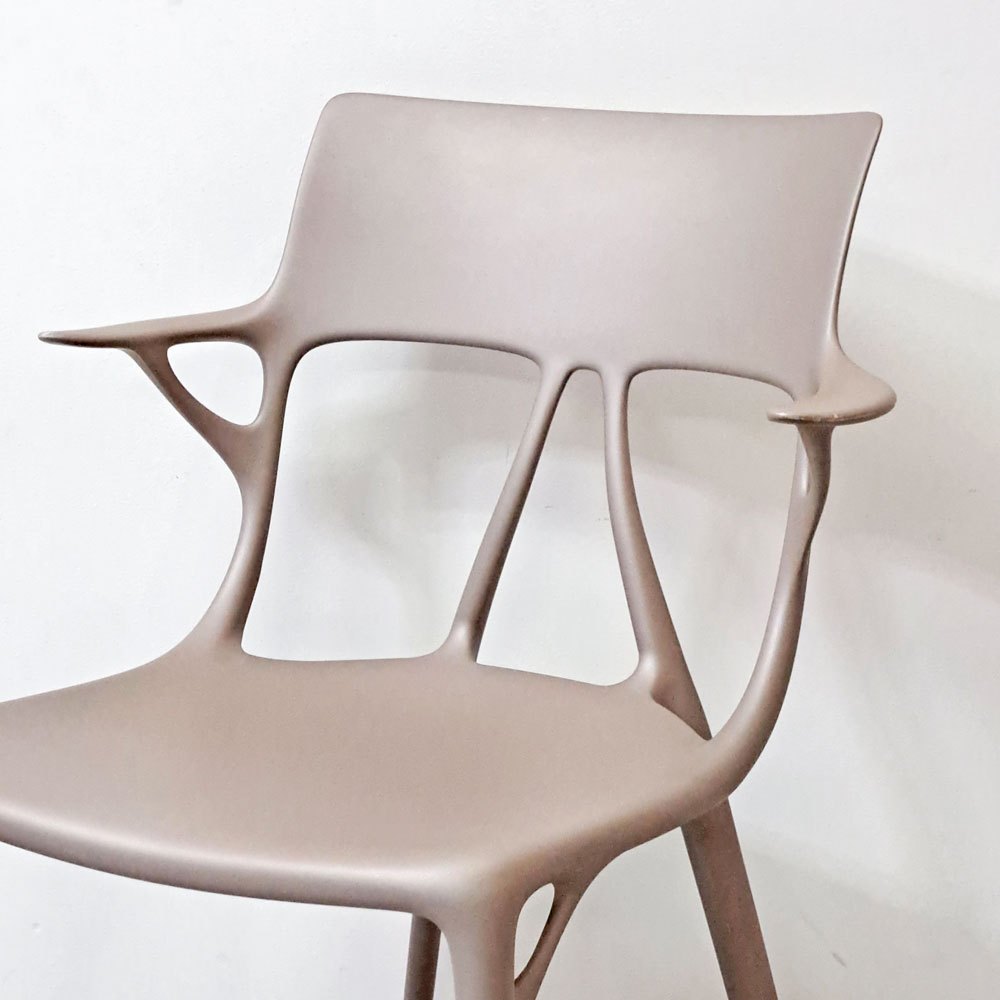 カルテル Kartell エーアイ A.I. チェア ダイニングチェア サイドチェア グレイ ポリプロピレン フィリップ・スタルク イタリアモダン ●