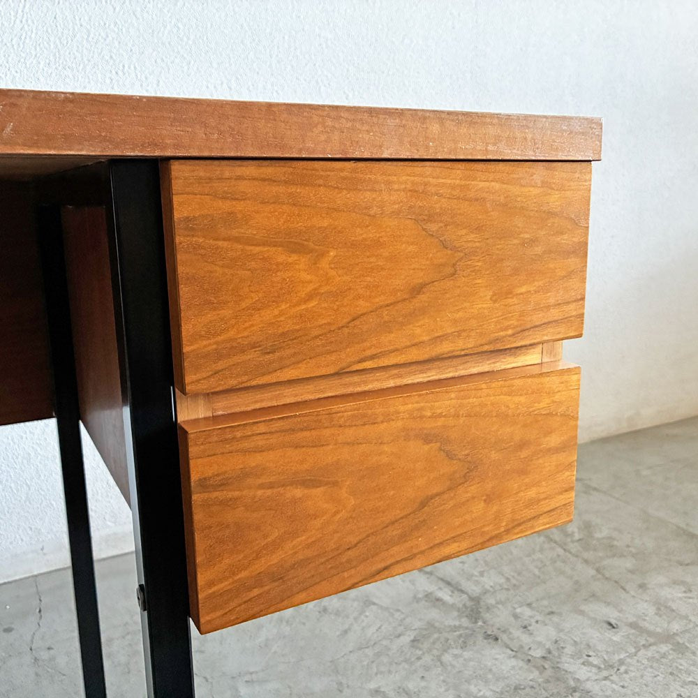 ランドスケーププロダクツ Landscape Products タイツ スタディデスク TIGHTS STUDY DESK ウォールナット材 抽斗2杯 W160cm モダンデザイン 参考定価￥253,000- 〓