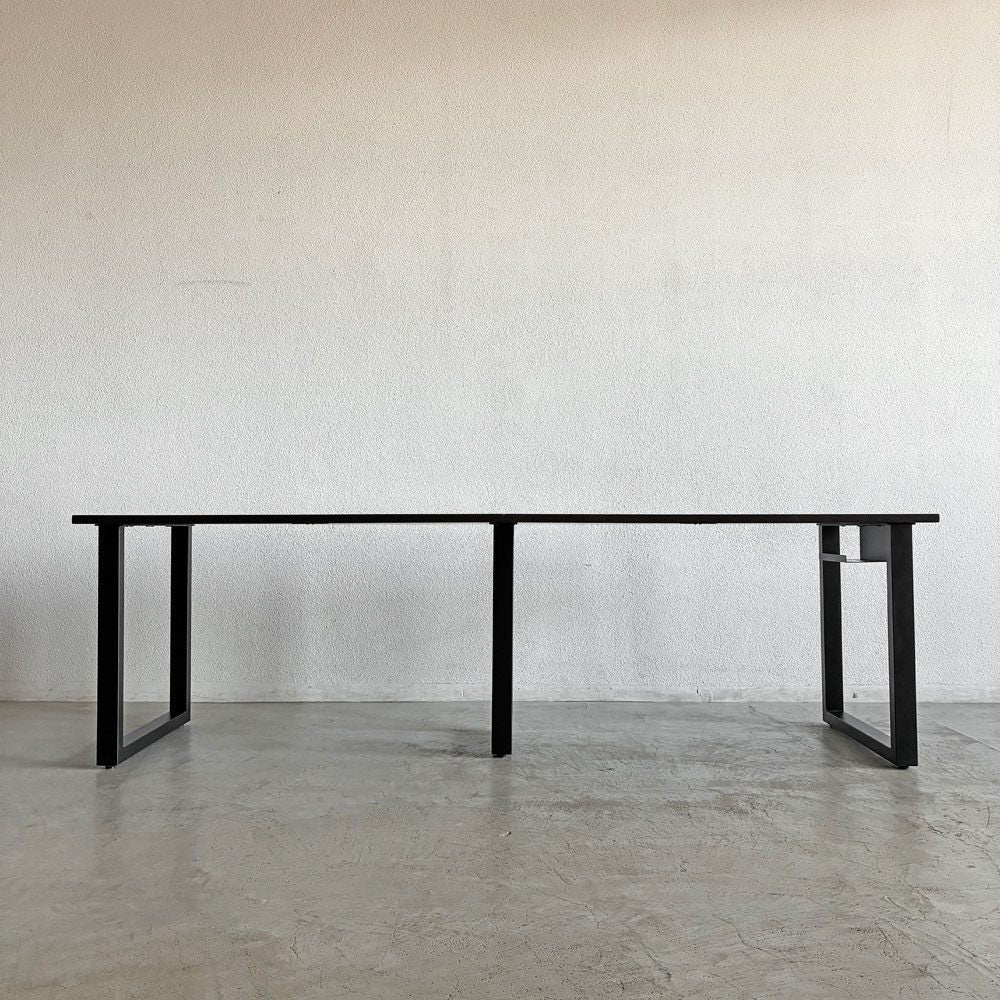 かなでもの KANADEMONO ザ・テーブル THE TABLE Black Steel デスク W240×D70cm ラバーウッド ブラックブラウン スクエアレッグ 配線孔＆ティッシュボックストレイ付 合計定価￥138,500- 〓
