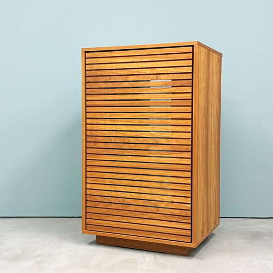 広松木工 hiromatsu ベラクレッパ VERA CREPA キャビネット ウォールナット スリット プッシュオープン ◎