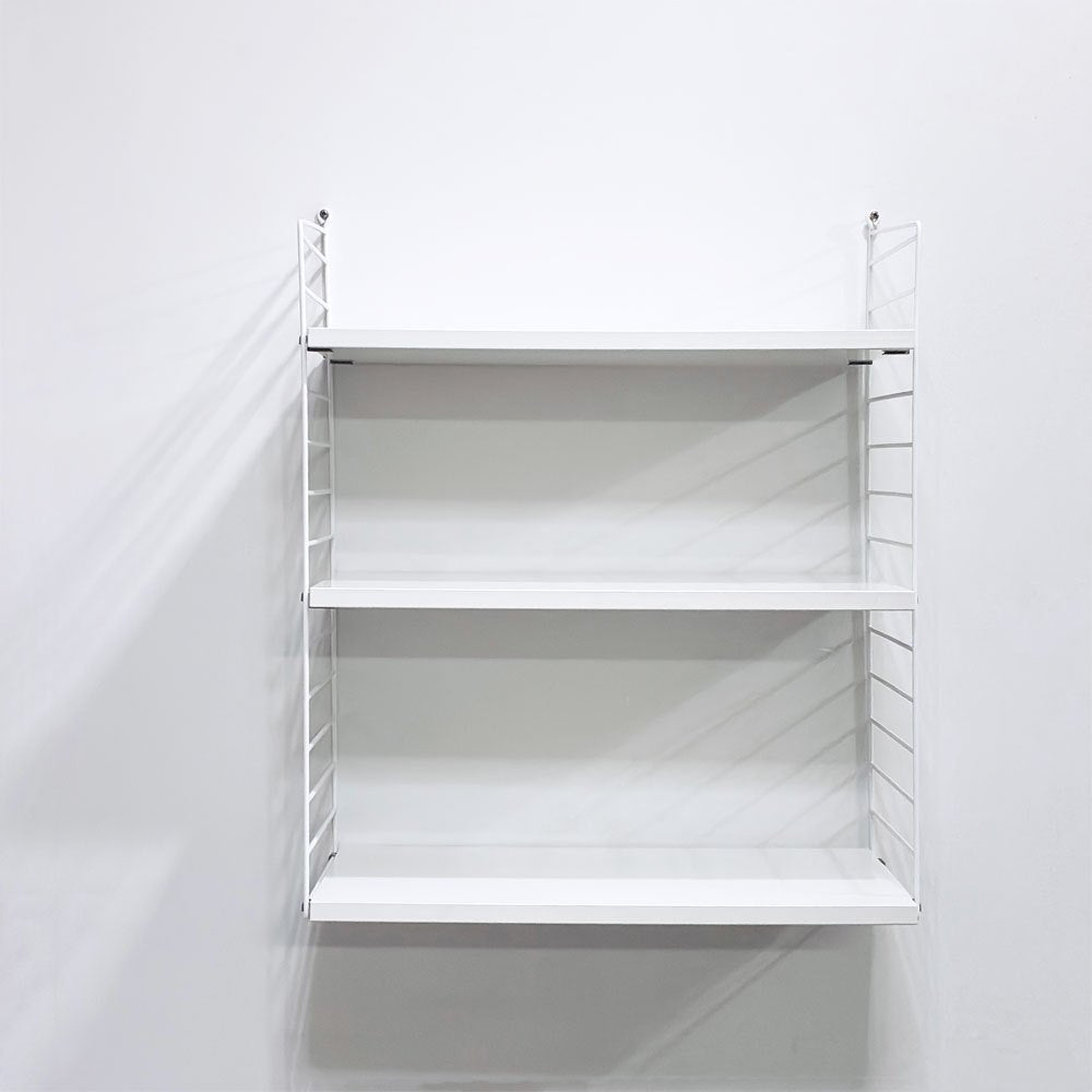 ストリングファニチャー String Furniture ストリングシステム シェルフ 棚板3枚 ウォールパネル ホワイト 壁付け棚 収納 スウェーデン ●