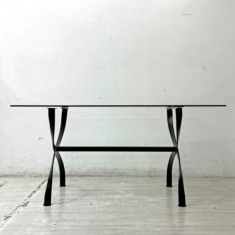 アイアンフレーム ガラストップ ダイニングテーブル クロスレッグ インダストリアルデザイン W159cm ●