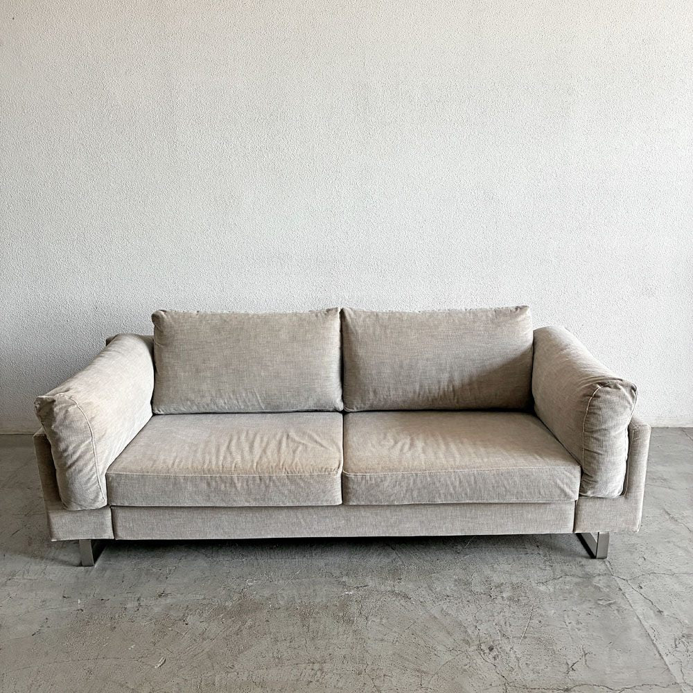 ボーコンセプト BoConcept I.D.V.2 2.5人掛けソファ＆オットマン W210cm ファブリック ホワイト系 スチール脚 デンマーク 〓