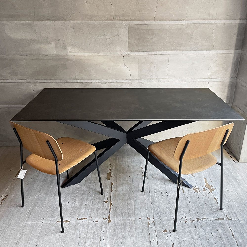 かねたや グラン GLAN ダイニングテーブル セラミック天板 ガラス スチール クロス脚  モダンデザイン 廃番 ♪