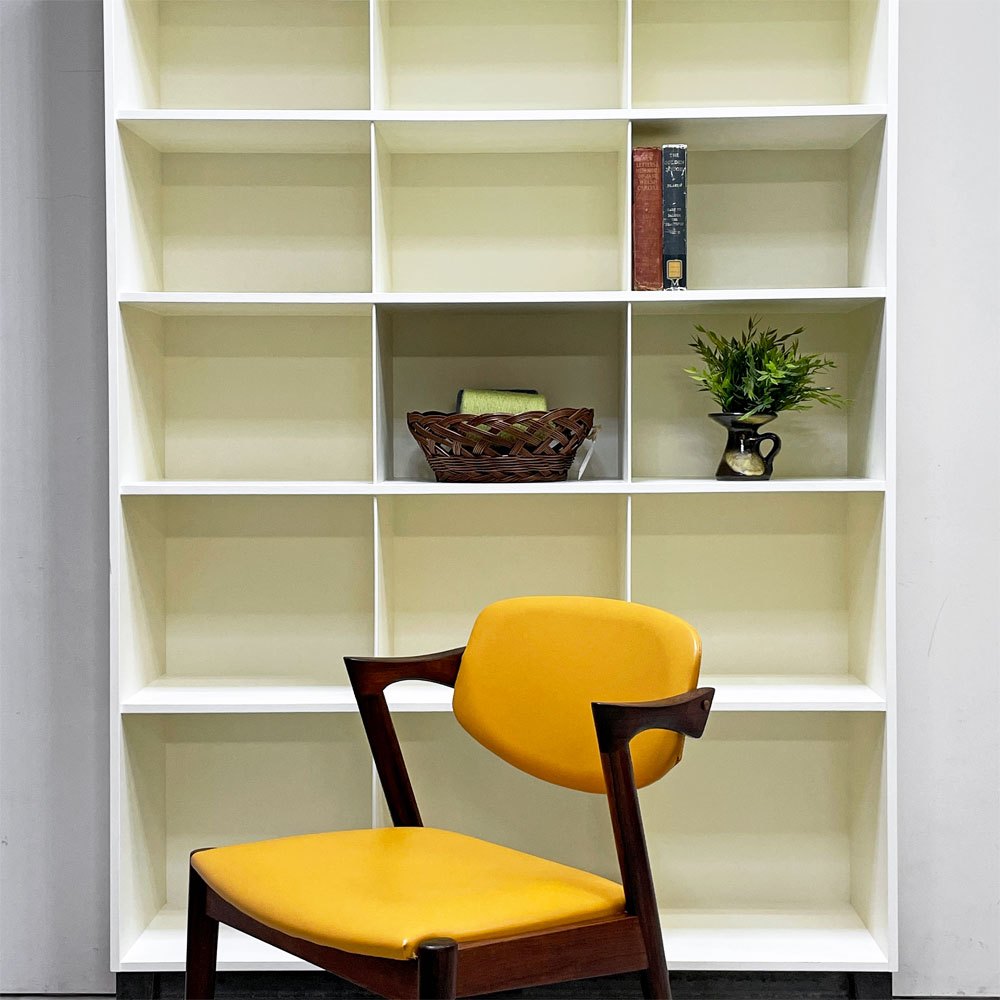 トラックファニチャー TRUCK FURNITURE ラボラトリーシェルフ LABORATORY SHELF ラワン x スチール 食器棚 飾り棚 うづくり加工 ホワイト 定価￥267,000- ●