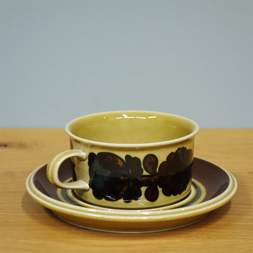 アラビア ARABIA オッソ OTSO ティーカップ＆ソーサー ビンテージ フィンランド 北欧食器 ◎