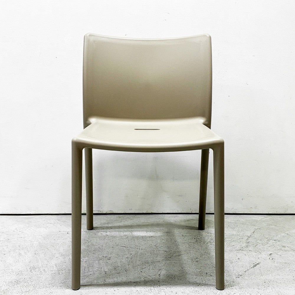 マジス MAGIS エアチェア AIR CHAIR スタッキングチェア ダイニングチェア ベージュ ジャスパー・モリソン 新品未使用品 美品 B ●
