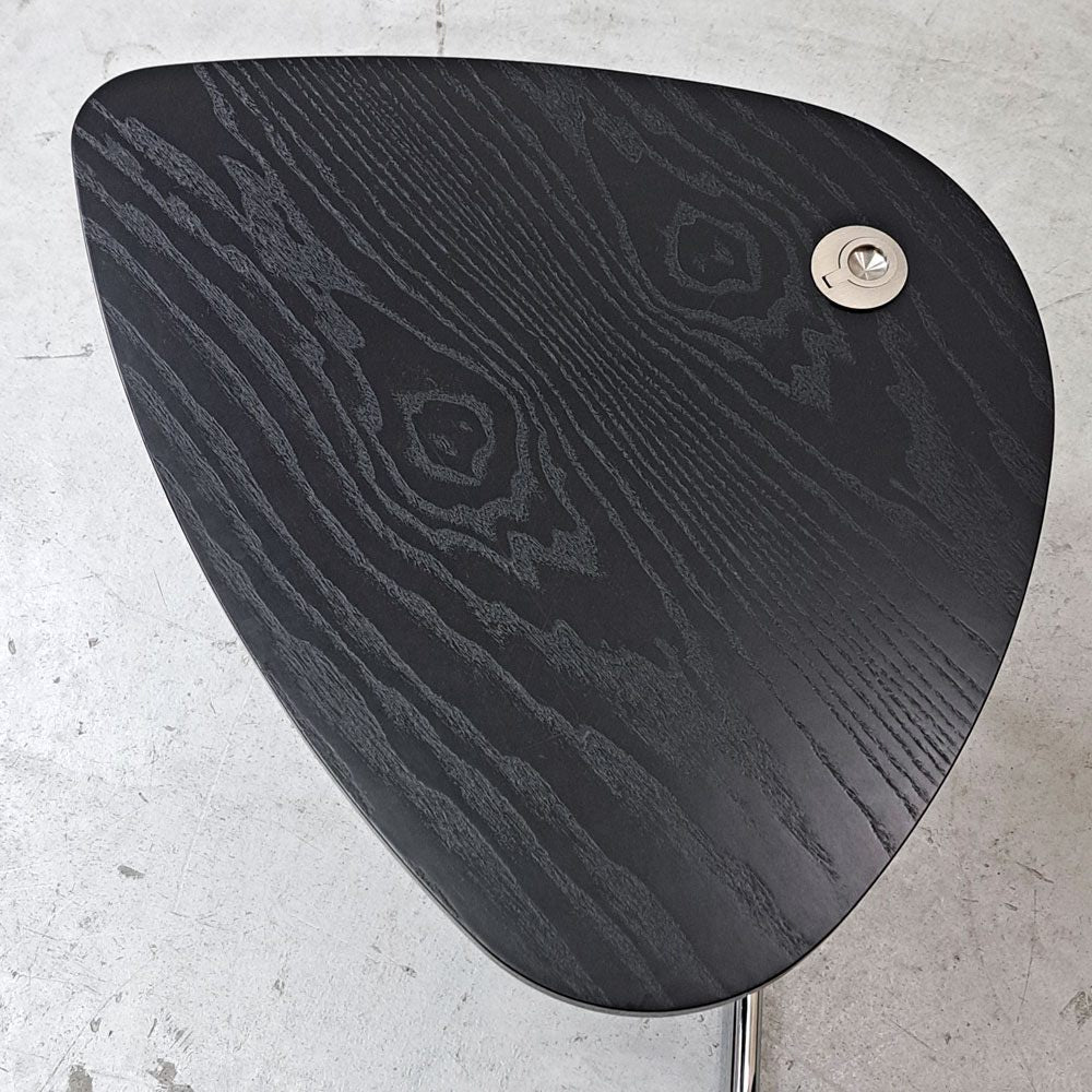 テクタ TECTA サイドテーブル K22 SIDE TABLE アッシュ材 ブラック アレキサンダーカルダー ドイツ バウハウス ACTUS 取扱い ●