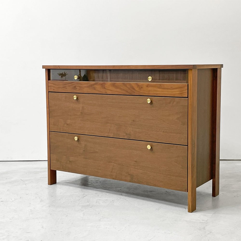 ニッポネア NIPPONAIRE コーニス KONISU コレクションチェスト ロータイプ W100cm ウォールナットカラー 真鍮ハンドル 関家具 定価￥140,800- ●