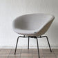 フリッツハンセン Fritz Hansen ポットチェア 3318 POT ラウンジチェア ファブリック クリスチャンハウン ベージュ ブラウンブロンズレッグ アルネ・ヤコブセン デンマーク 定価￥297,880- 展示品 ◇