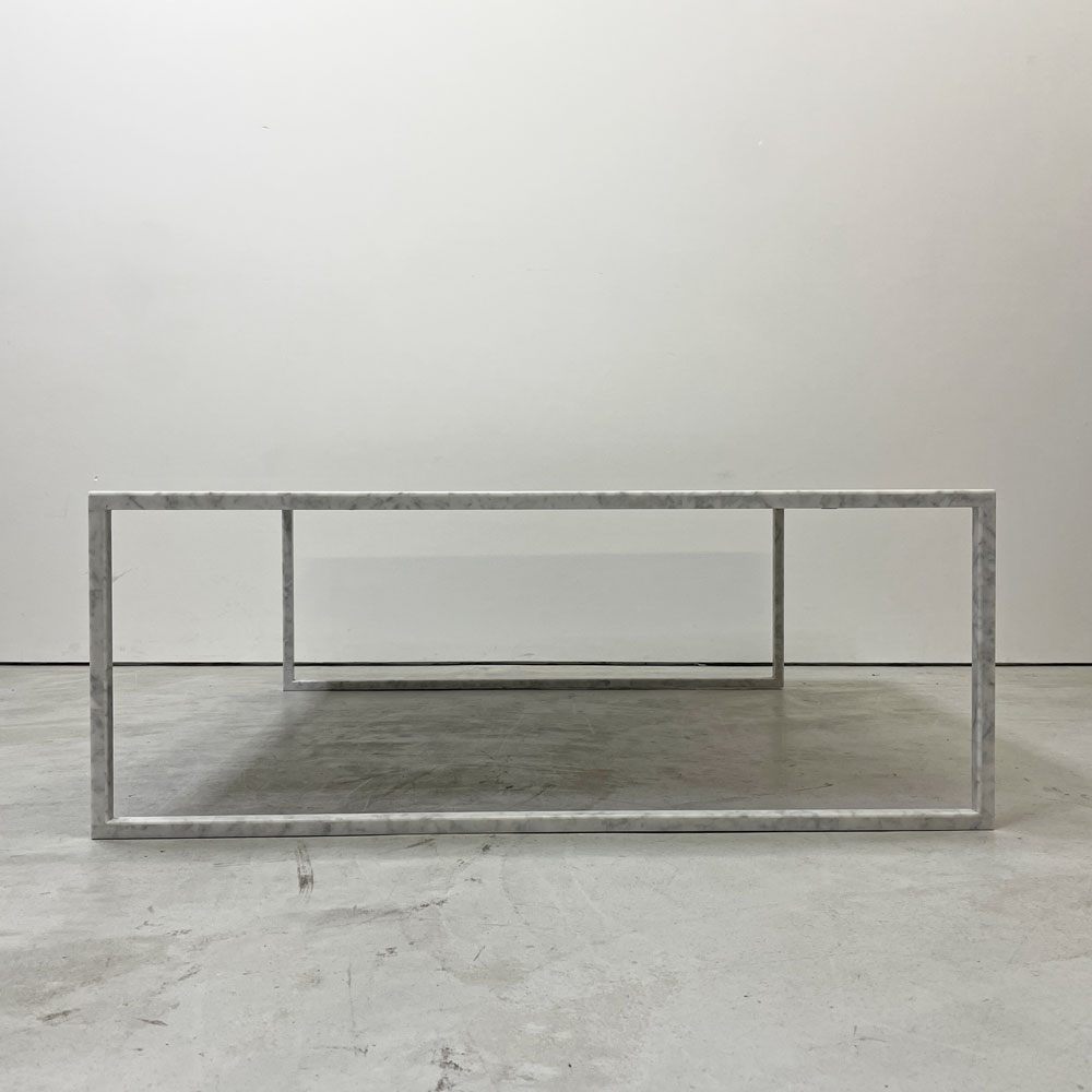 エ インテリアズ è interiors バイ インテリアズ by interiors ビーケーテーブル BK TABLE センターテーブル ローテーブル スクエア 大理石 モダンデザイン 定価￥228,800- ●