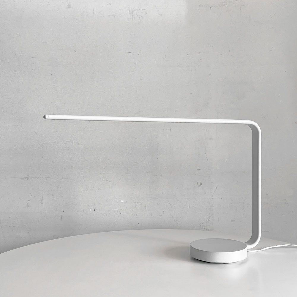アルテミデ Artemide ワンライン OneLine LED テーブルライト デスクライト 無段調光 ライトグレーオラ・イト Ora Ito 展示品 箱付き ■