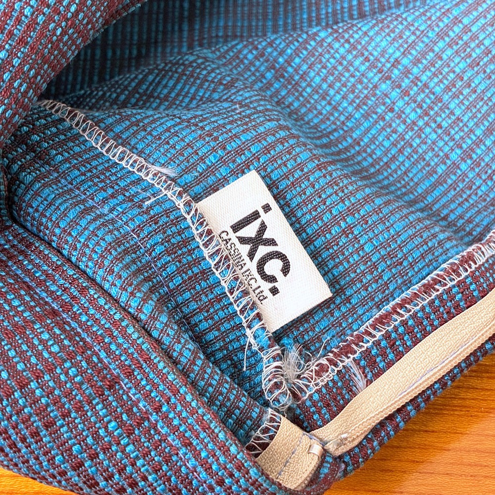 カッシーナイクスシー Cassina ixc. クッション W45cm ターコイズブルー×ブラウン フェザー 織柄 モダン B ◎