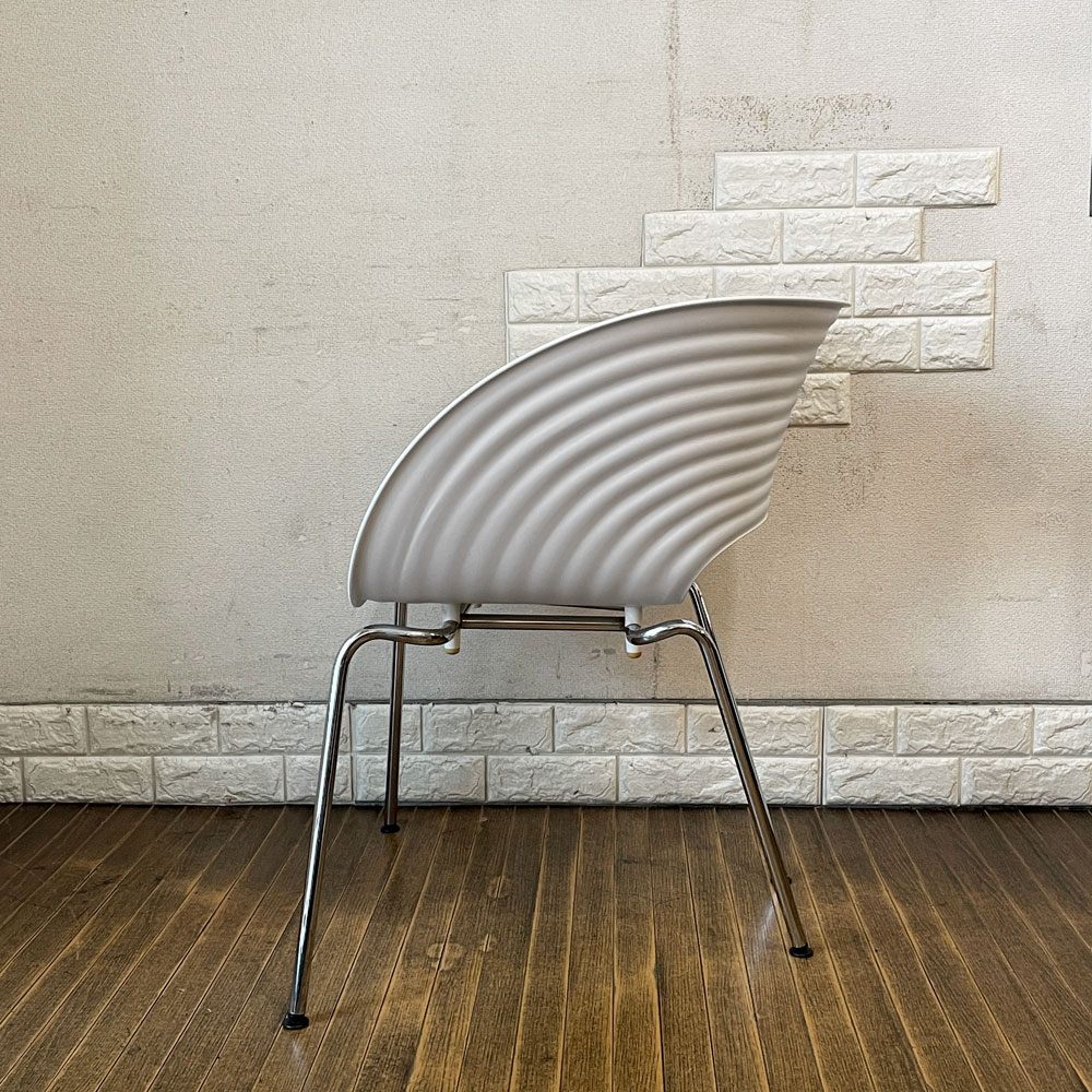 ヴィトラ vitra トムバックチェア Tom Vac ダイニングチェア スタッキングチェア ロン・アラッド ホワイト モダンデザイン ◎