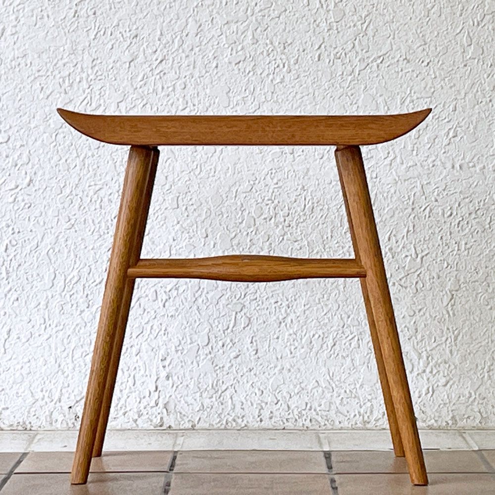 シキファニチア SIKI FURNITURE スツールテーブル STOOL TABLE 2 オーク無垢材 サイドテーブル W45cm 板座 国産家具 ◇