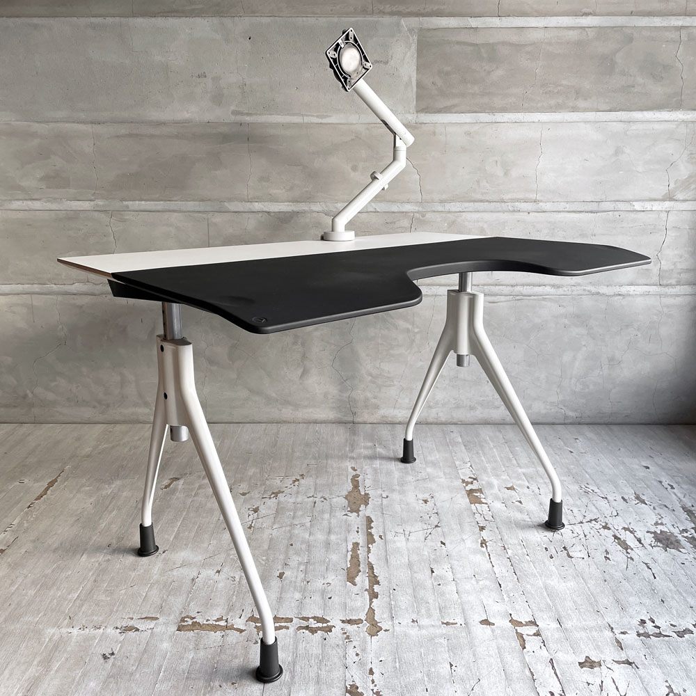 ハーマンミラー Herman Miller エンベロップデスク Envelop Desk スライド天板 & 高さ調節機能 ビル・スタンフ ジェフ・ウェバー モニターアーム付き ♪