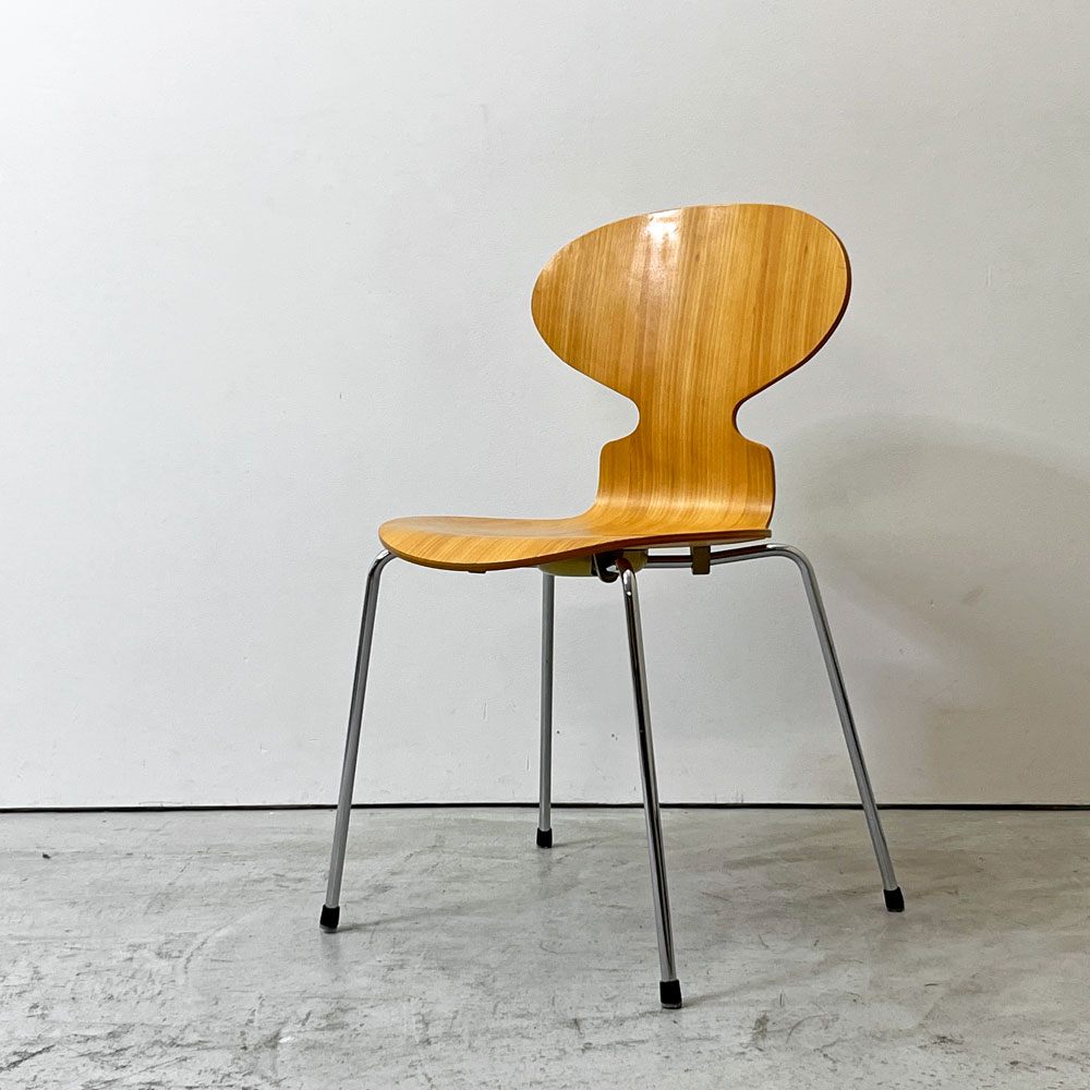 フリッツハンセン Fritz Hansen 3101 アリンコチェア アントチェア 4本脚 ナチュラルビーチ ラッカー仕上げ フェルトグライズ アルネ・ヤコブセン C ●