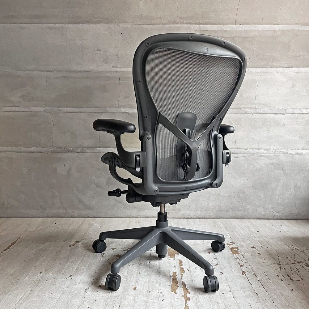 ハーマンミラー Herman Miller アーロンチェア リマスタード フル装備 Cサイズ デスクチェア オフィスチェア グラファイトベース ポスチャーフィットSL ♪